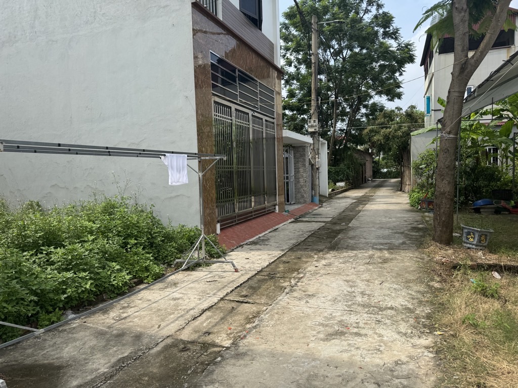 BÁN NHÀ PHỐ TẠI MÊ LINH